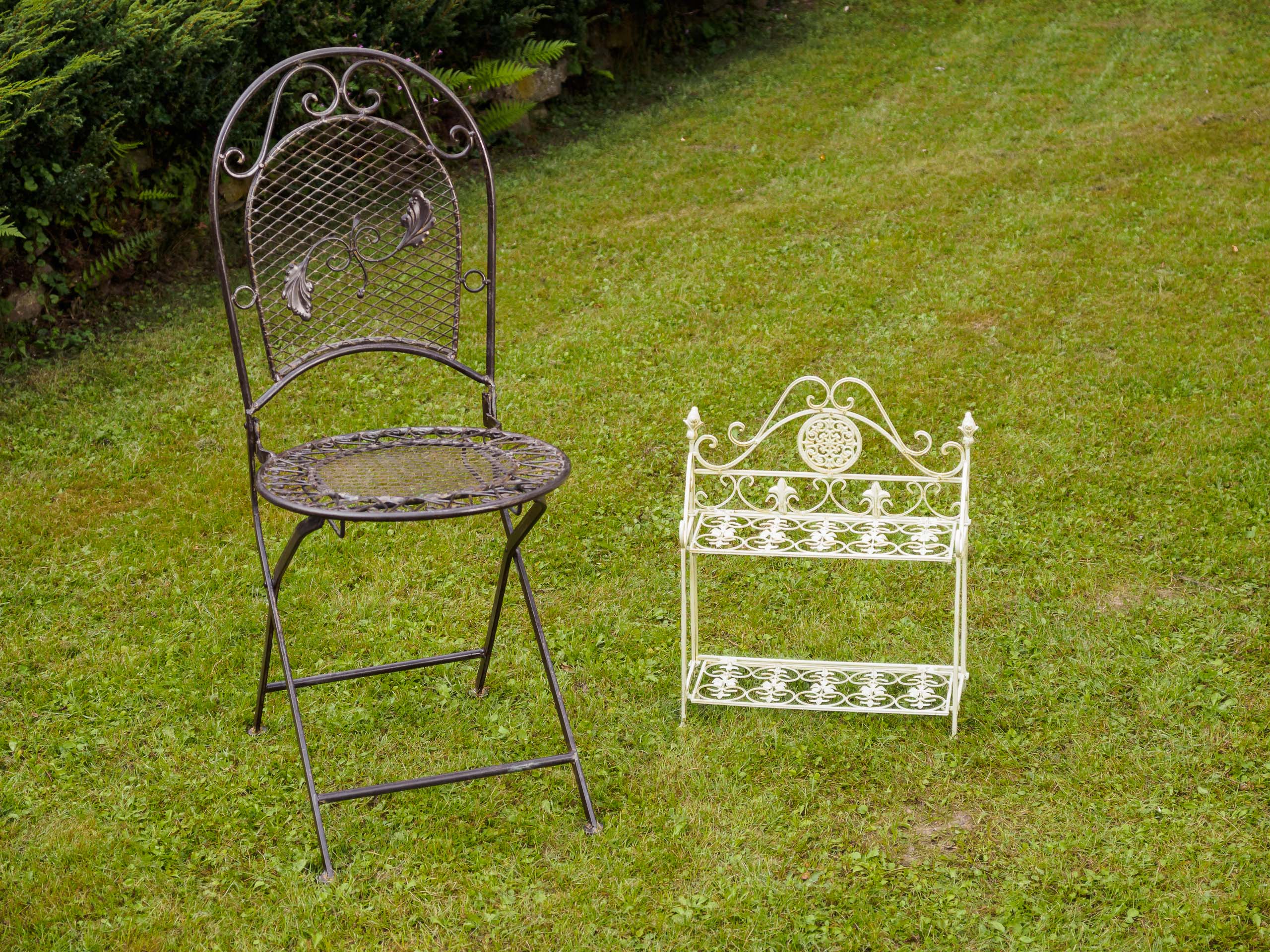 Regal Wandregal Eisen Garten Garderobe Pflanzregal antik Stil creme weiss