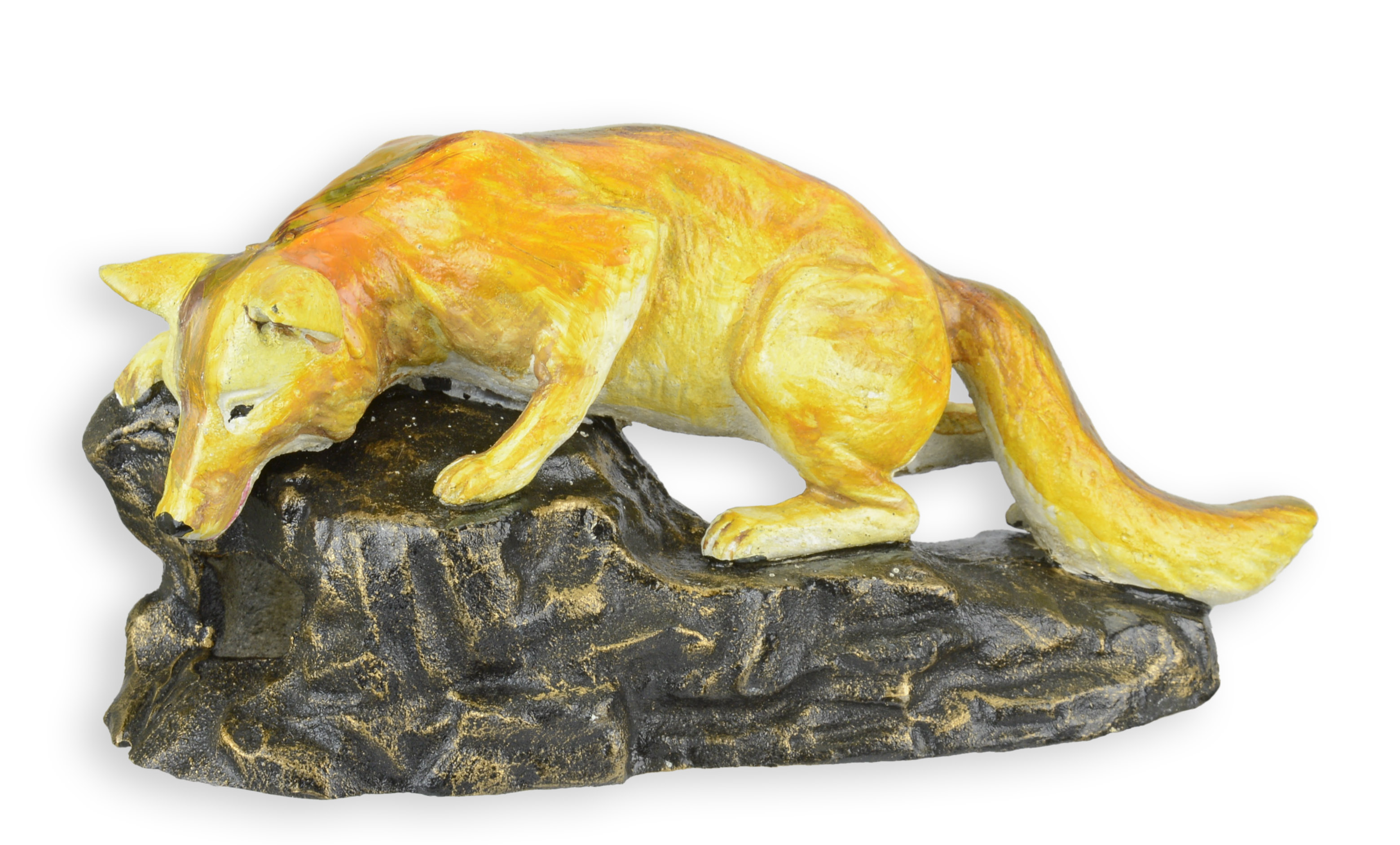 Una figurita de hierro fundido de un zorro gateando. réplica diseño retro decoración