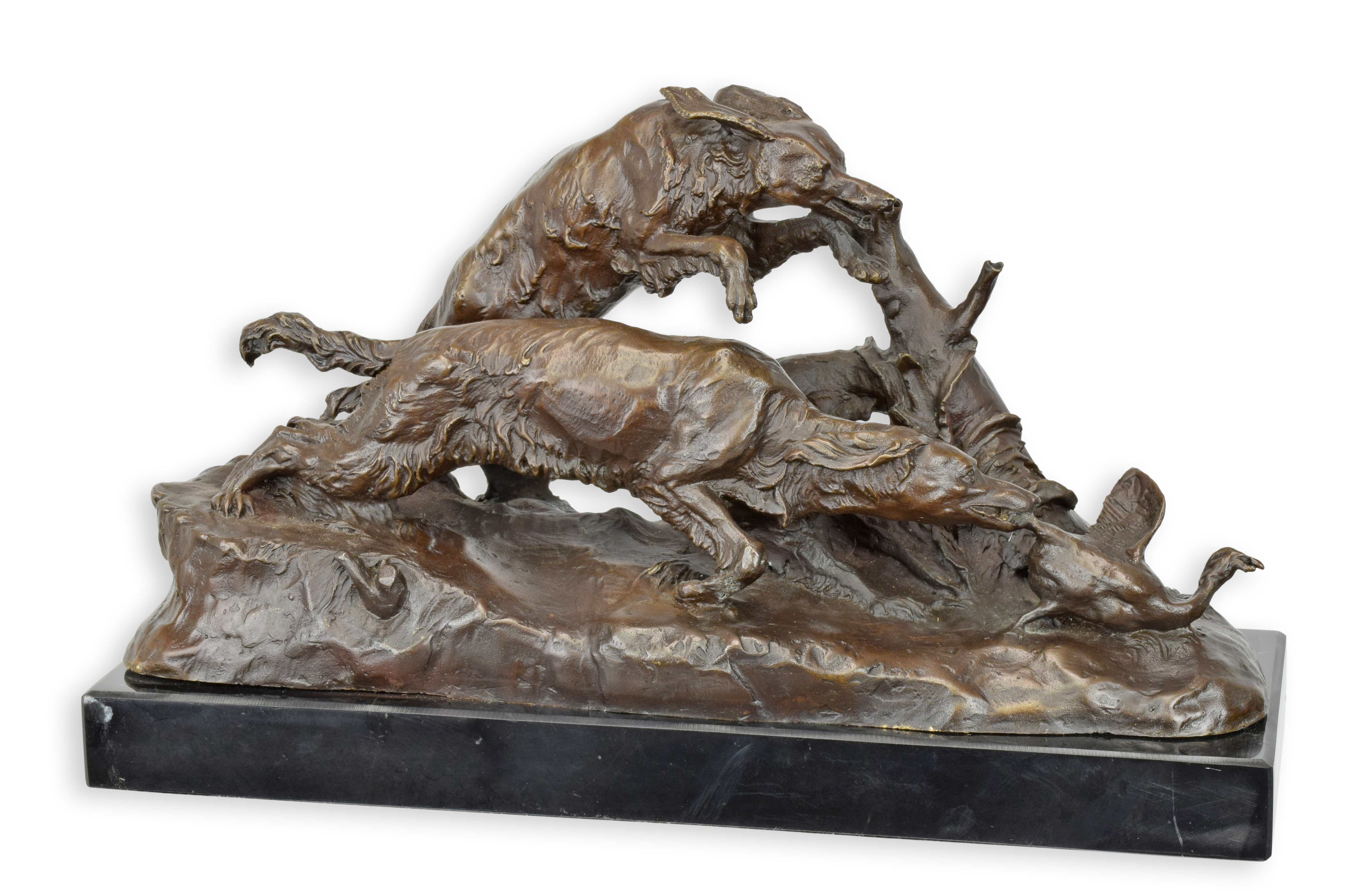 Una escultura de bronce de una persecución de patos réplica diseño retro decoración