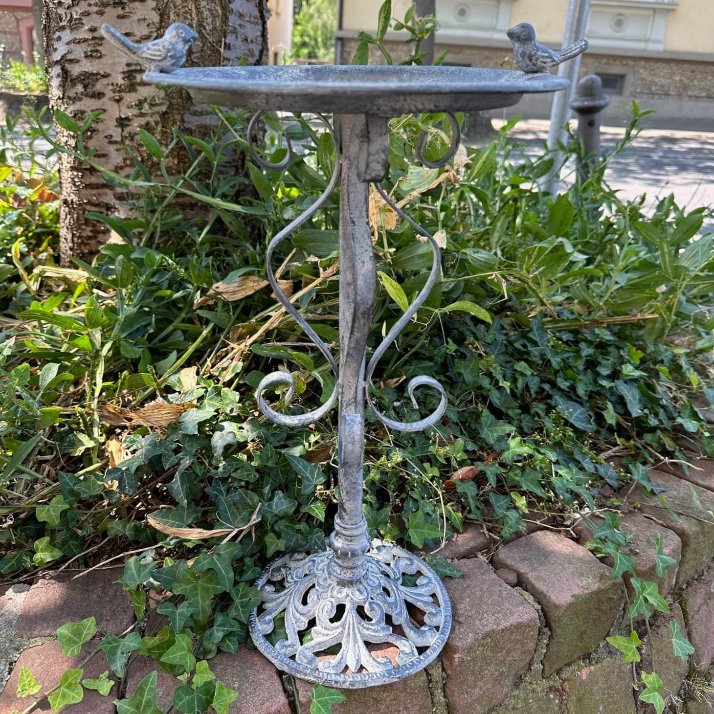 Pila para pájaros bebedero jardín decoración metal gris estilo antiguo 44cm
