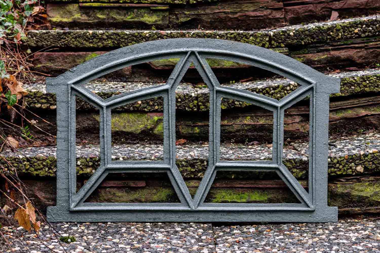 Fenster grau Stallfenster Eisenfenster Scheunenfenster Eisen 64cm Antik-Stil (n)